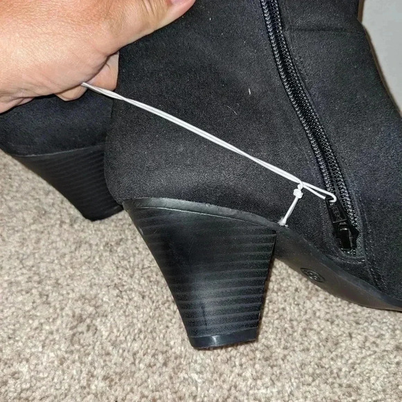 Universal Thread Ada Dress Boots Black‎ Faux Suede Size 9 NEW - Picture 5 of 11